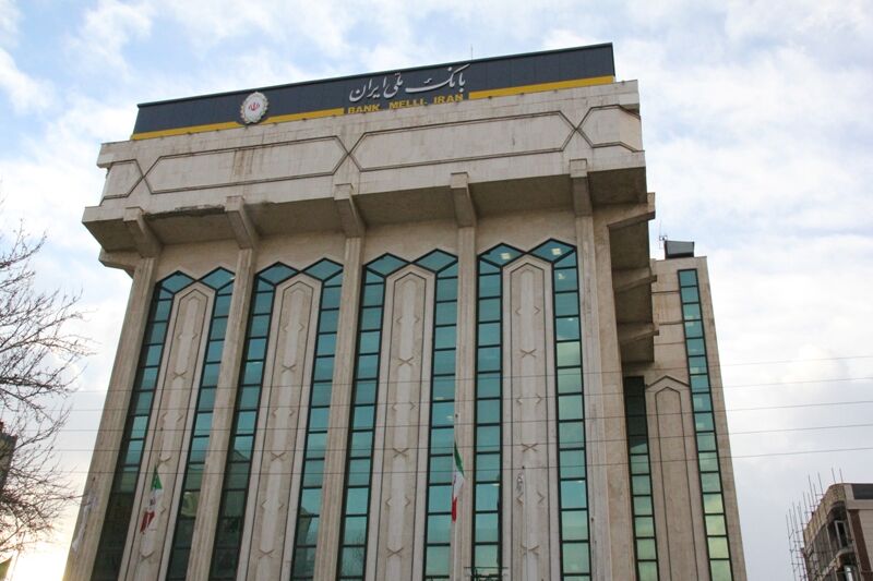 عزم بانک ملی ایران برای توسعه گروه خودروسازی سایپا با ارائه خدمات نوین مالی و بانکی