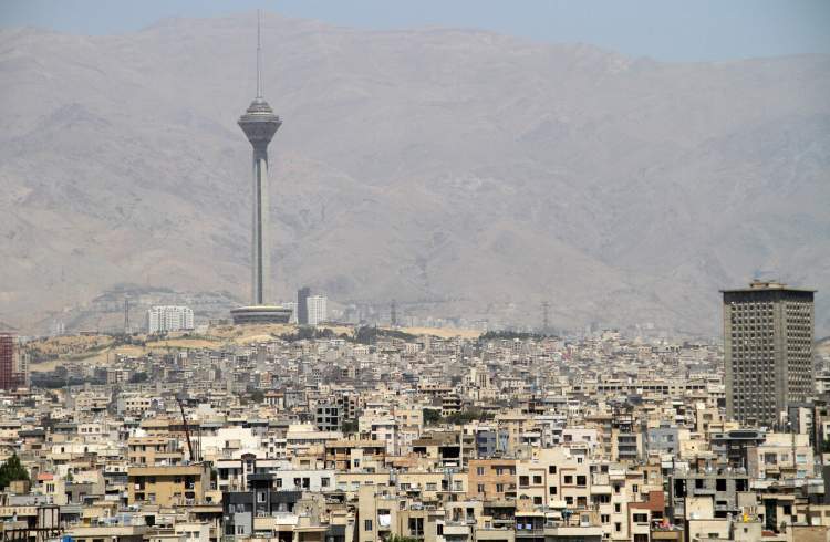 ۱۰۰ ساختمان بالای ۱۲ طبقه در تهران روی گسل ساخته شده است