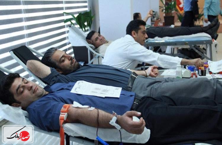 مشارکت کارکنان بانک اقتصادنوين در پويش اهداي خون