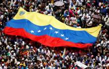 دلار دیجیتال کلمبیایی به کمک ونزوئلا شتافت