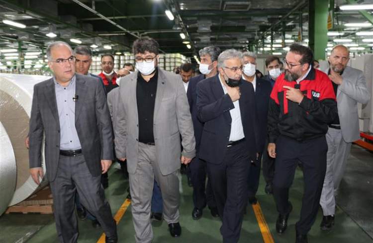 خط تولید جدید کارخانه نخ تایر صبا از شرکت‌های حوزه اقتصادی تأمین‌اجتماعی افتتاح شد