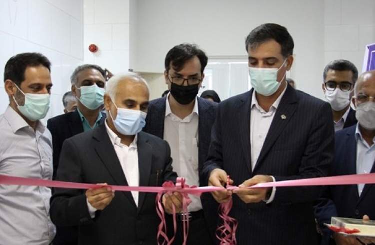 اهدای دستگاه الکتروفیزیولوژی بیماران قلبی از سوی بانک رفاه کارگران به بیمارستانی در بندر عباس