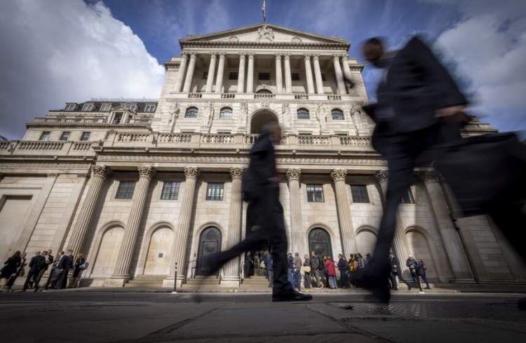 صندوق‌های بازنشستگی بریتانیا چگونه به سقوط بازار اوراق دولتی دامن زدند؟