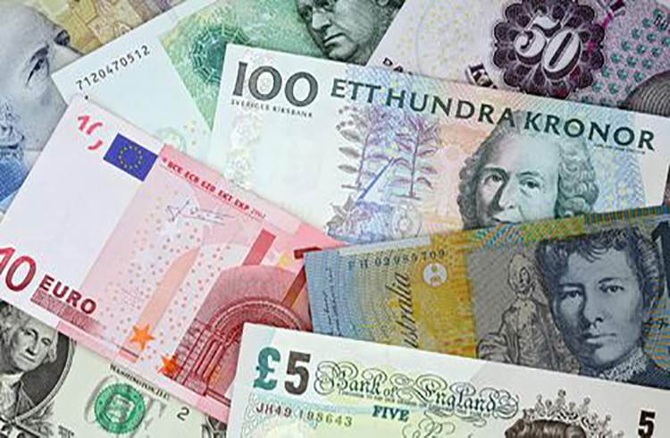 کاهش نرخ دلار، یورو و پوند در بازار (دوشنبه 12 دی 1401)