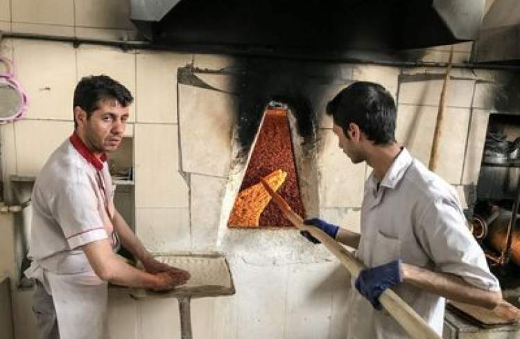 پخت نان در ۷ شهرستان نوبتی و با سوخت جایگزین شد